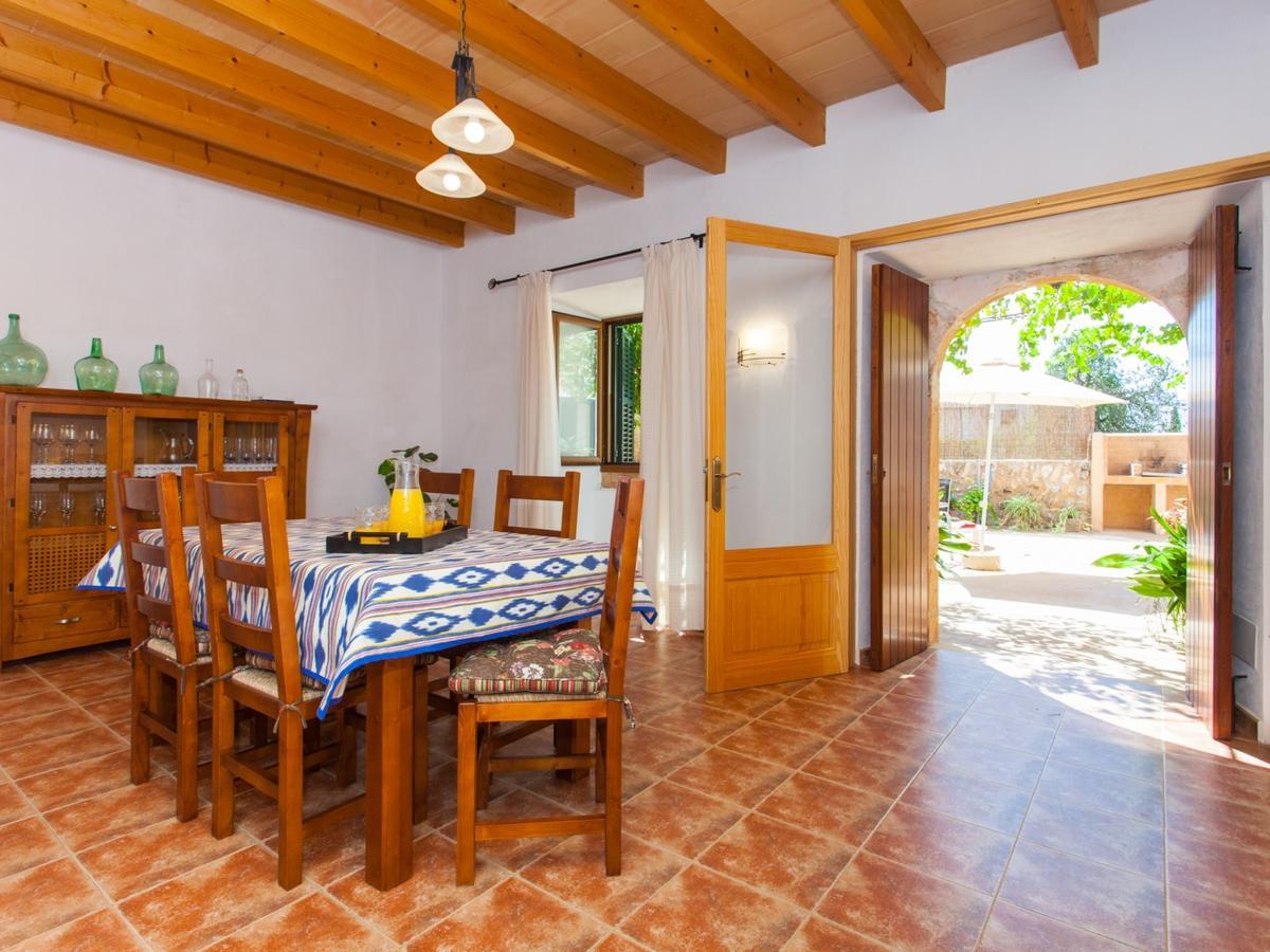 Villa Paula Llombarts Экстерьер фото